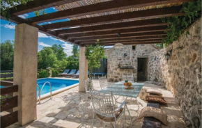 4 Bedroom Lovely Home In Zmijavci